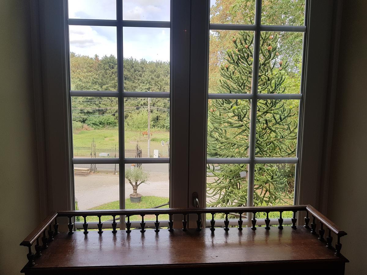 Chateau Lambert Moulinsart Hotel, Shuttle Airport, Long Term Parking, Snooker, Large Terrasse, Dinner, Breakfast Hotel