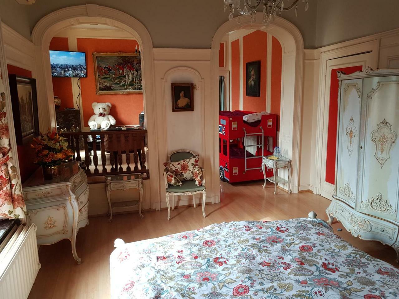 Chateau Lambert Moulinsart Hotel, Shuttle Airport, Long Term Parking, Snooker, Large Terrasse, Dinner, Breakfast